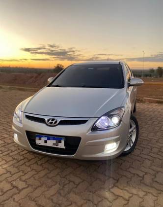 HYUNDAI I30 2.0 MPFI GLS 16V GASOLINA 4P MANUAL HYUNDAI I30 2.0 MPFI GLS 16V GASOLINA 4P MANUAL
